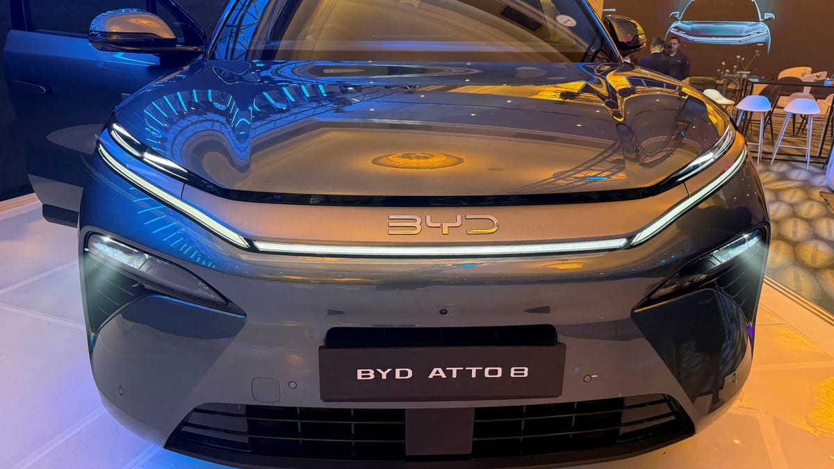 Fotografía que ilustra la noticia: China estudia recortar las devoluciones fiscales a los coches eléctricos y abarata la paz comercial con Bruselas