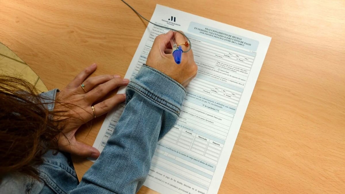 Fotografía que ilustra la noticia: El arrendador no puede repercutir la tasa de basuras al inquilino si el contrato no lo pacta expresamente