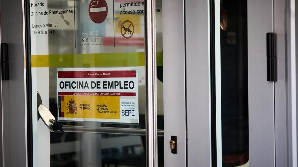 Fotografía que ilustra la noticia: El paro de septiembre: Santander adelanta el pago al 4 y la mayoría de bancos lo abona el día 10