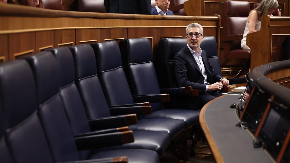 Fotografía que ilustra la noticia: España pierde 197 millones de fondos NextGen por no subir el diésel y evita un repunte del IPC