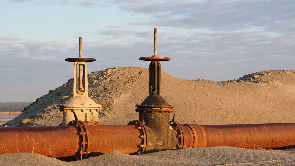 Fotografía que ilustra la noticia: España recorta la exportación de gas a Marruecos en agosto tras el pico de demanda estival