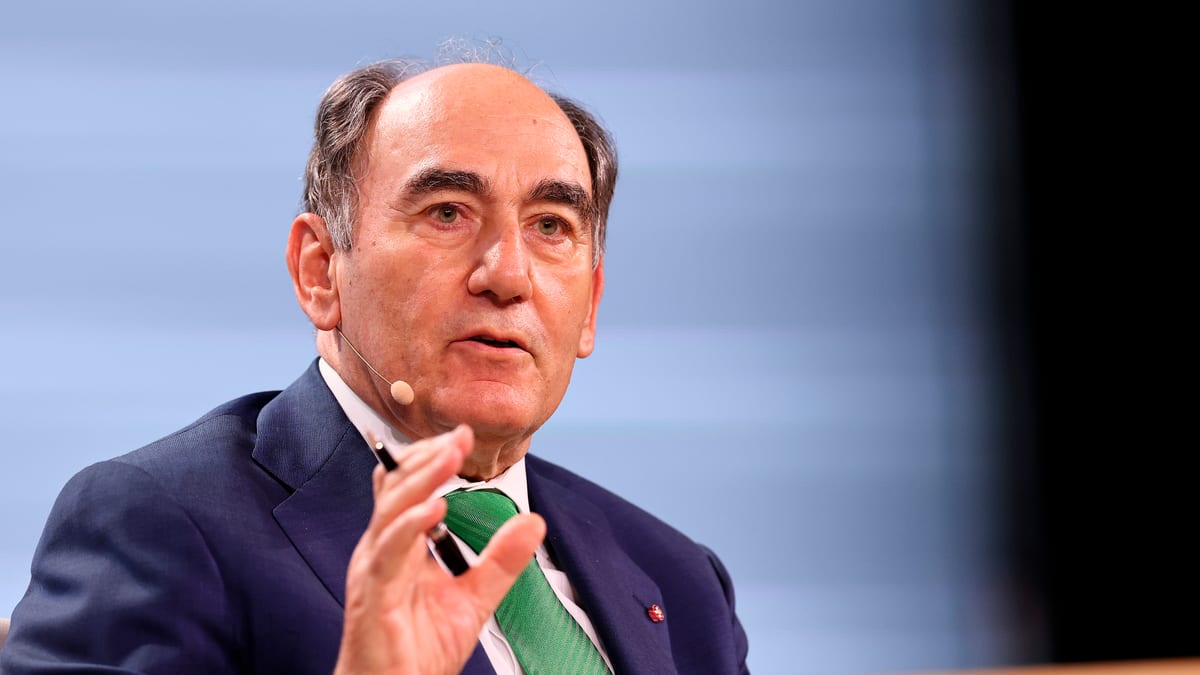 Fotografía que ilustra la noticia: Iberdrola coloca 650 millones en bonos a través de Avangrid para financiar su plan de redes en EEUU