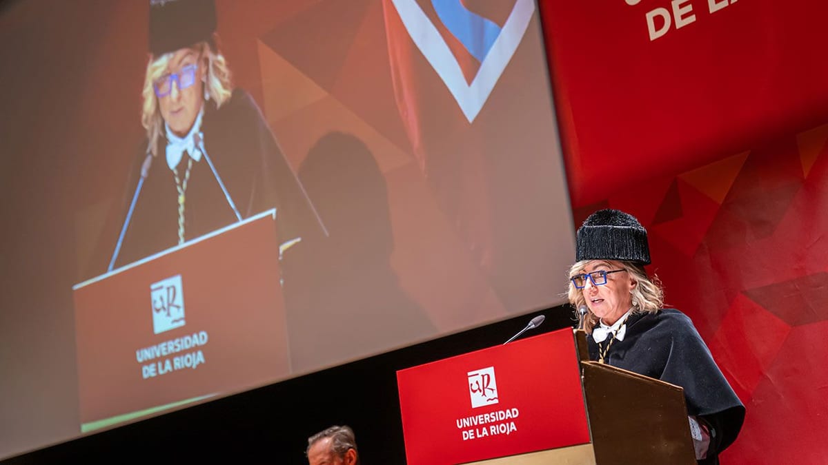 Fotografía que ilustra la noticia: La Universidad de La Rioja vende su tamaño reducido como ventaja frente a la IA y estrena cinco titulaciones