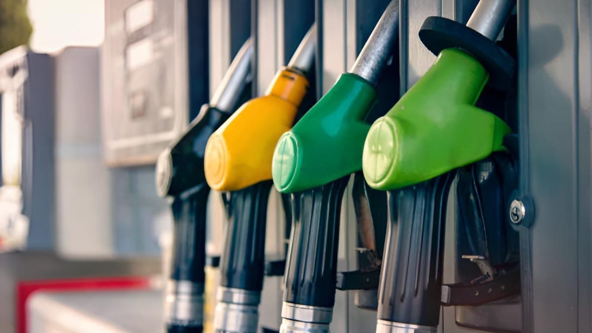 Fotografía que ilustra la noticia: Los carburantes encadenan su sexta subida consecutiva y acumulan un alza de hasta el 21% en seis semanas