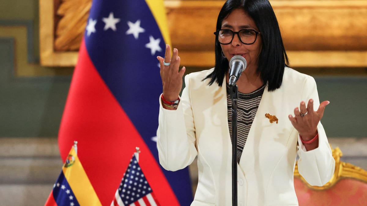 Fotografía que ilustra la noticia: Repsol recibe en agosto el mayor cargamento de crudo venezolano en casi 25 años